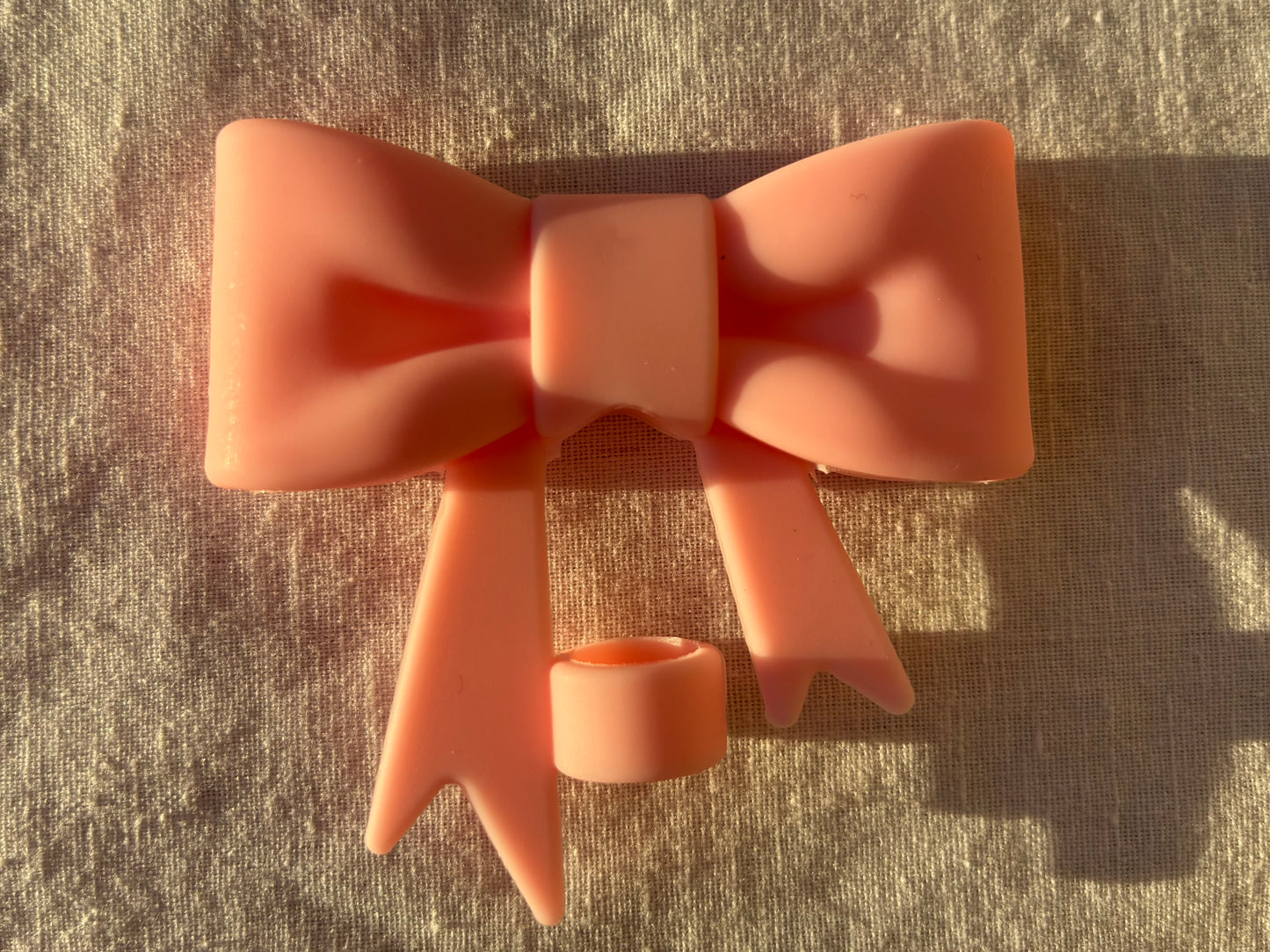 Pink bow straw topper