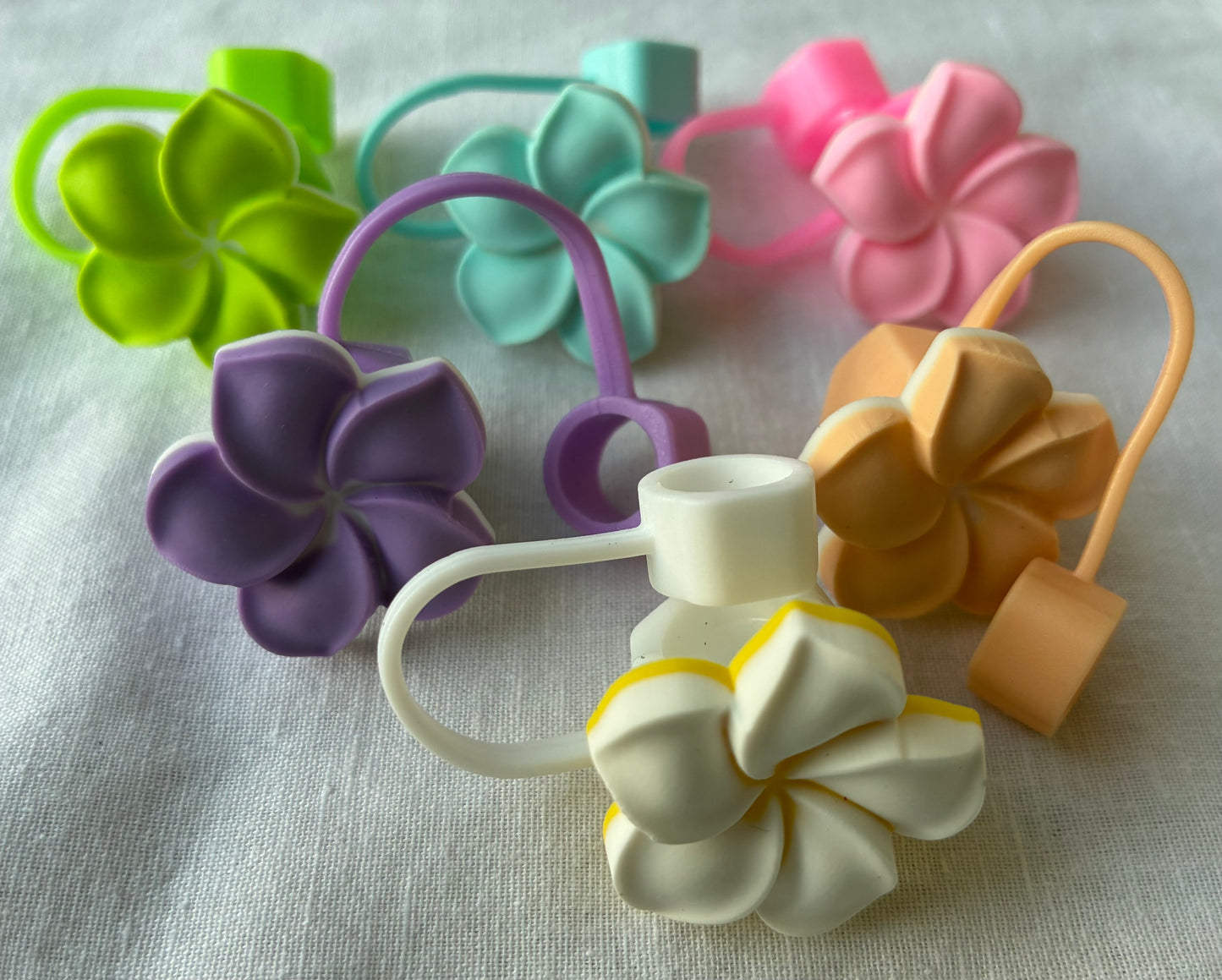 White frangipani straw topper