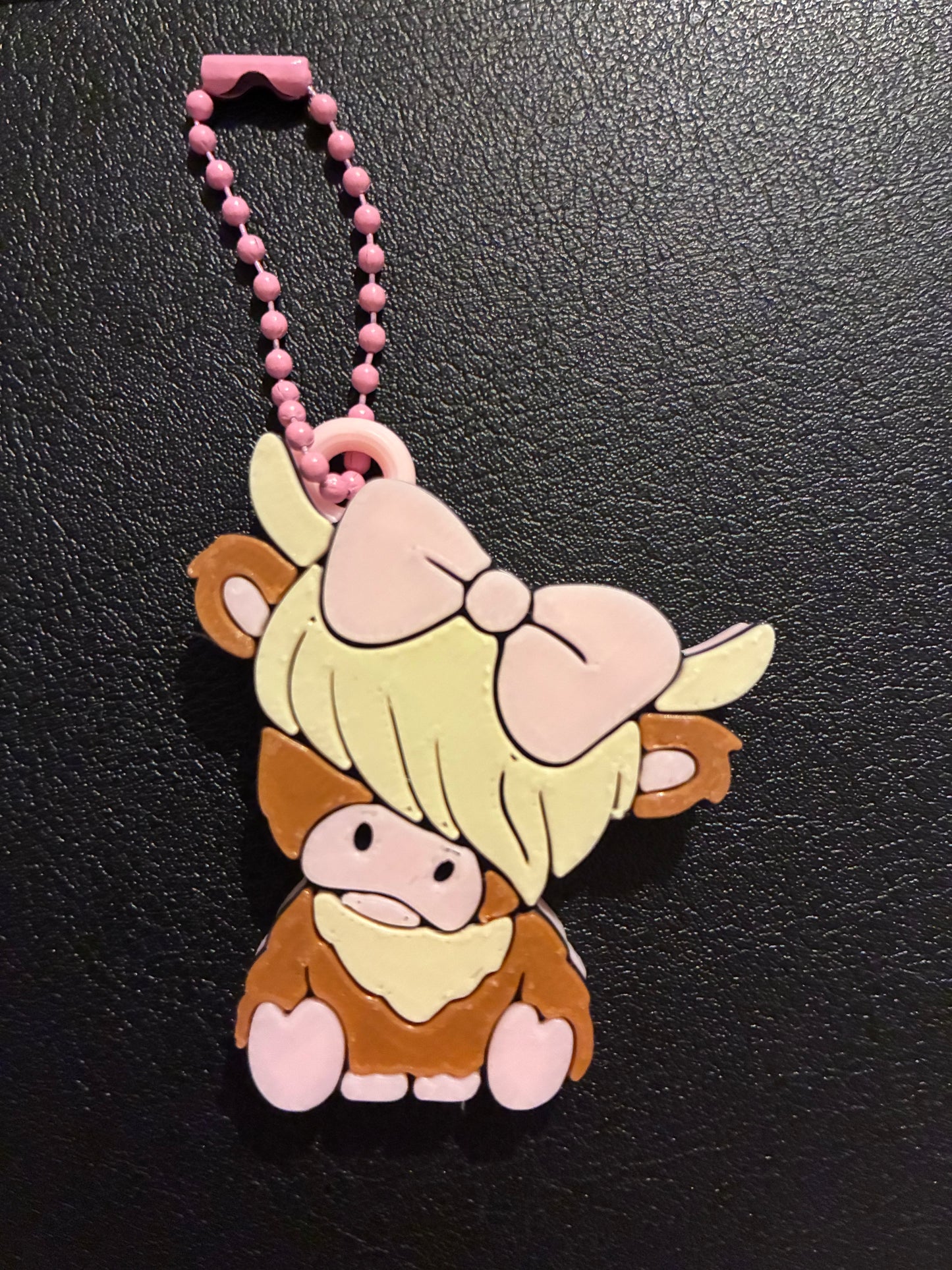Cow w/bow & blonde hair nail saver