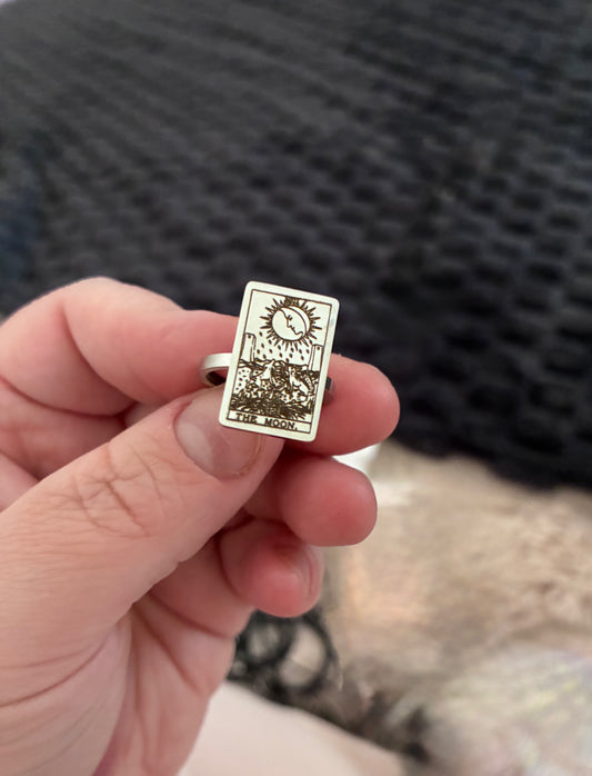 ‘The Moon’ celestial ring