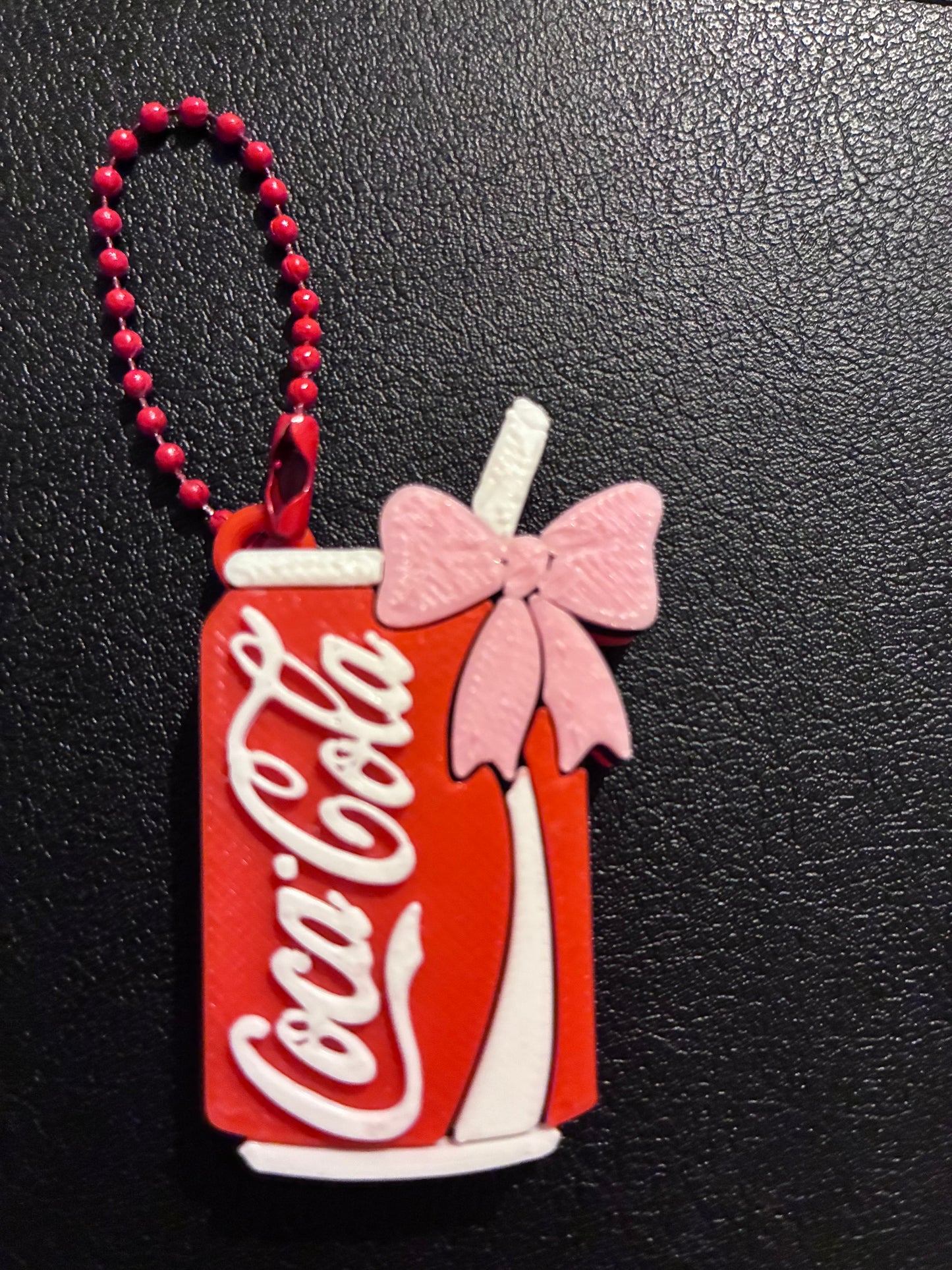 Cola with bow nail saver